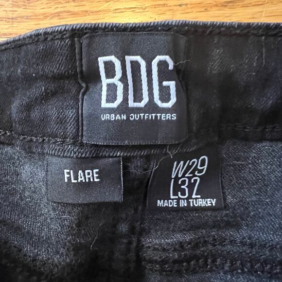 Urban Outfitters BDG Jeans Womens 29 X32 Black Flare Pants - Picture 3 of 10